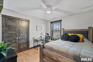 302 9th St, Silvis, IL 61282 - Photo 32