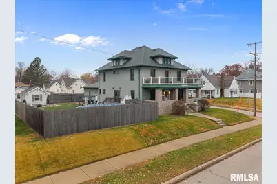 302 9th Street, Silvis, IL 61282 - Photo 1