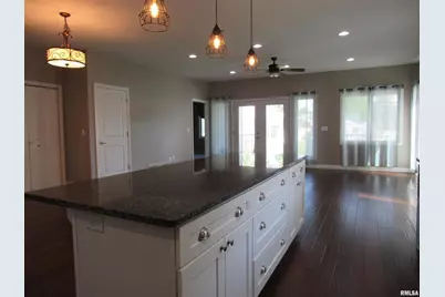 405 E Palace, Geneseo, IL 61254 - Photo 10