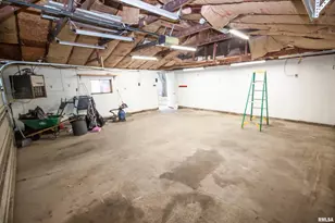 201 N 1st St, Alpha, IL 61413 - Photo 6