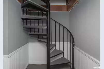 2802 Archer Dr Drive, East Moline, IL 61244 - Photo 16