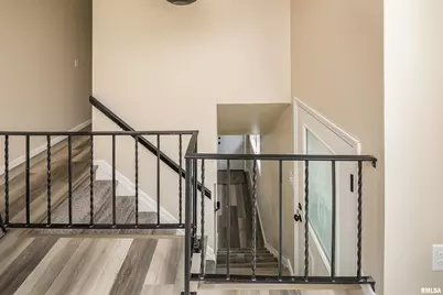 3205 Candlewick Drive, Bettendorf, IA 52722 - Photo 8