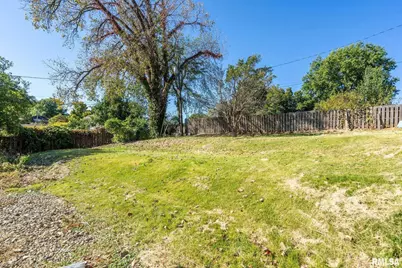 2552 37th Avenue, Rock Island, IL 61201 - Photo 30