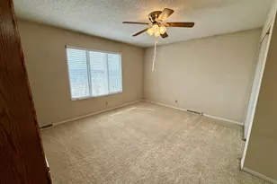 3721 35th St, Moline, IL 61265 - Photo 14