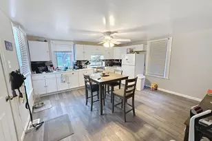 2320 18th Street A, Moline, IL 61265 - Photo 8