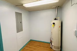 716 W Poplar St, Harrisburg, IL 62946 - Photo 16