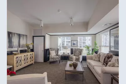 2592 Middle Road #313, Bettendorf, IA 52722 - Photo 6