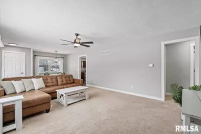 102 Amber Lane, Geneseo, IL 61254 - Photo 12