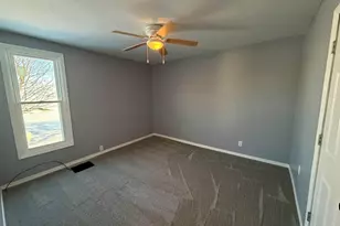 405 234th St St, Aledo, IL 61231 - Photo 20