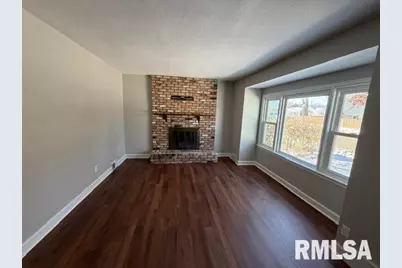 2113 N Marquette St Street, Davenport, IA 52806 - Photo 8