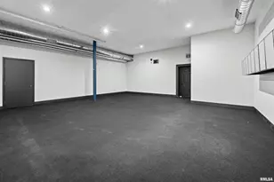 2400 24th St, Rock Island, IL 61201 - Photo 18