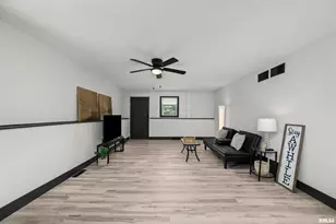 2400 24th St, Rock Island, IL 61201 - Photo 34