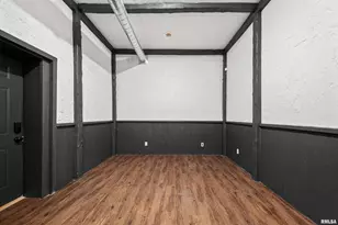 2400 24th St, Rock Island, IL 61201 - Photo 10