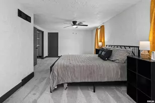 2400 24th St, Rock Island, IL 61201 - Photo 32