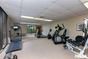 1800 7th St, East Moline, IL 61244 - Photo 22