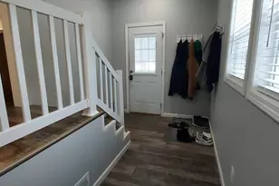 201 W E St, Alpha, IL 61413 - Photo 24