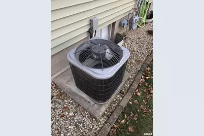 201 W E Street, Alpha, IL 61413 - Photo 38