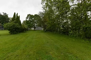 436 Hollis St, Kewanee, IL 62443 - Photo 6