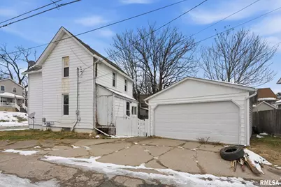 1306 17th Street, Moline, IL 61265 - Photo 2