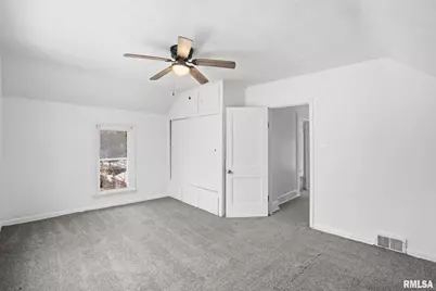 1306 17th Street, Moline, IL 61265 - Photo 10