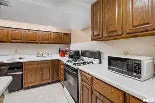 3309 33rd Ave, Rock Island, IL 61201 - Photo 28