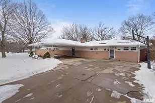 3309 33rd Ave, Rock Island, IL 61201 - Photo 2