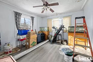 1624 14 1/2 St, Rock Island, IL 61201 - Photo 6