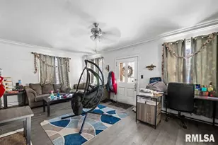 1624 14 1/2 St, Rock Island, IL 61201 - Photo 8