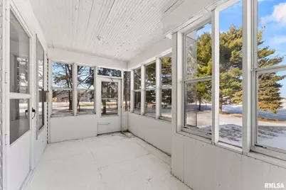 9629 N 1000th Avenue, Cambridge, IL 61238 - Photo 2