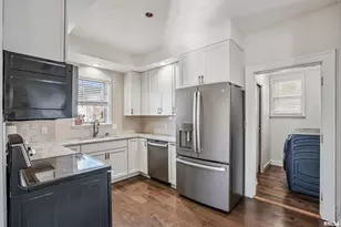 404 S College Ave, Aledo, IL 61231 - Photo 12