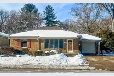 2601 7th Street, East Moline, IL 61244 - Photo 1