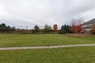 715 Samantha Cir, Geneva, IL 60134 - Photo 1