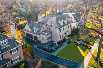 135 S Park Avenue, Hinsdale, IL 60521 - Photo 1