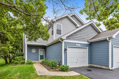 1613 Woodcrest Circle, Mundelein, IL 60060 - Photo 1