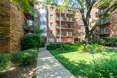 1503 Oak Avenue #211, Evanston, IL 60201 - Photo 1