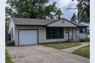 2815 20th Avenue - Photo 1