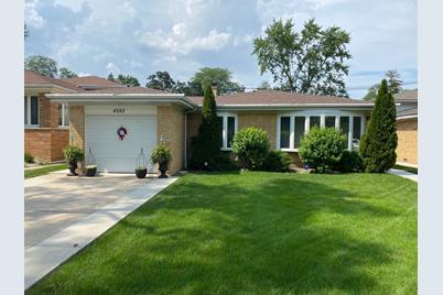 4262 W Pratt Avenue - Photo 1
