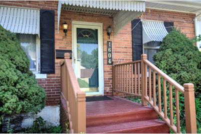1604 Sobieski Street - Photo 1