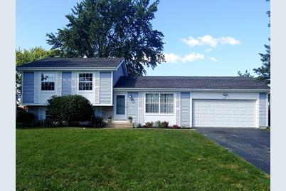 423 Woodhollow Lane - Photo 1