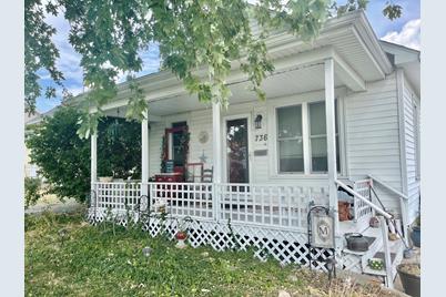 736 Lafayette Street - Photo 1
