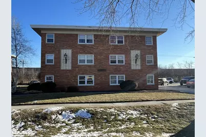 10811 S Lloyd Drive #9, Worth, IL 60482 - Photo 1