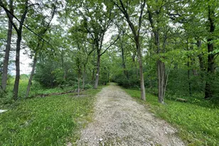 2040 Duffy Ln, Bannockburn, IL 60015 - Photo 1