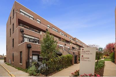 2962 N Riverwalk Dr, Chicago, IL 60618 - MLS 11656367 - Coldwell Banker