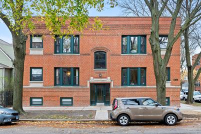 5003 N Oakley Ave #1, Chicago, IL 60625 - MLS 11676071 - Coldwell Banker