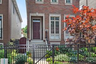 1718 W Winona Street, Chicago IL 60640