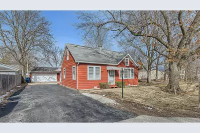 18866 W Hickory Street, Mundelein, IL 60060 - Photo 1