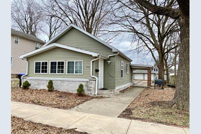 405 E Jackson Street, Bloomington, IL 61701 - Photo 1