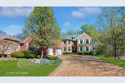 3505 Majestic Oaks Drive, Saint Charles, IL 60174 - Photo 1