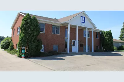 1430 Dekalb Avenue, Sycamore, IL 60178 - Photo 1