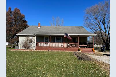 105 E Fine Street, Ashkum, IL 60911 - Photo 1